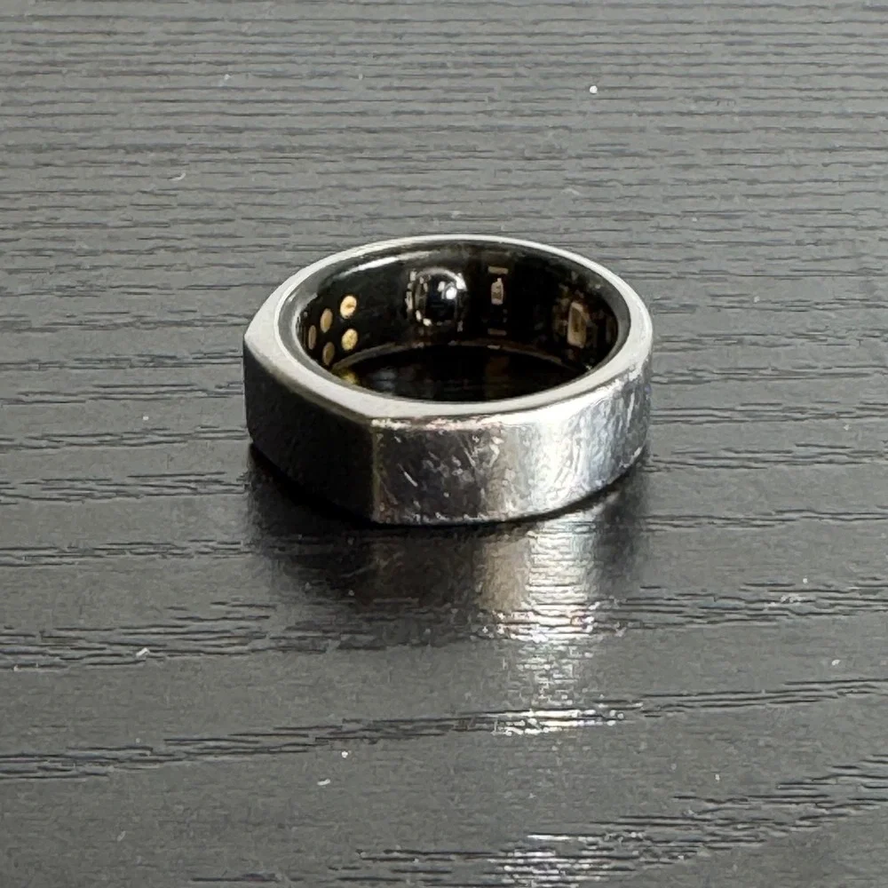 Oura Ring Gen 3 Horizon Silver Size 10 Activity Sleep Tracker Smart Charger